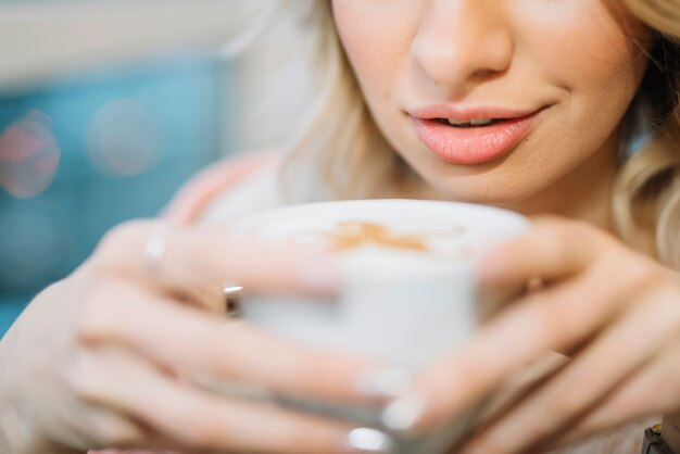 Вымывание кальция из организма человека: влияние кофе - экспертное мнение